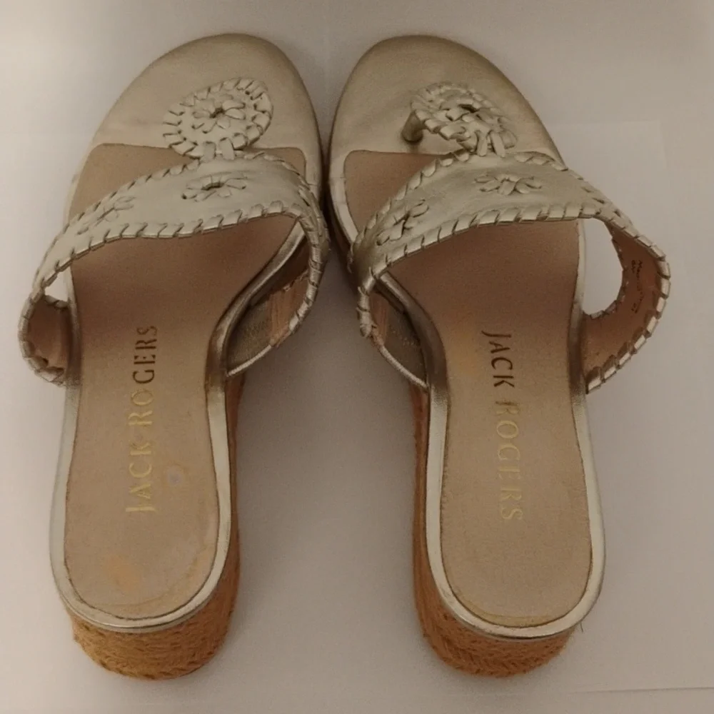 Jack Rogers Sandals Heels Wedge Thong Leather Jute Espadrille Medallion Gold 6 - Picture 9 of 12